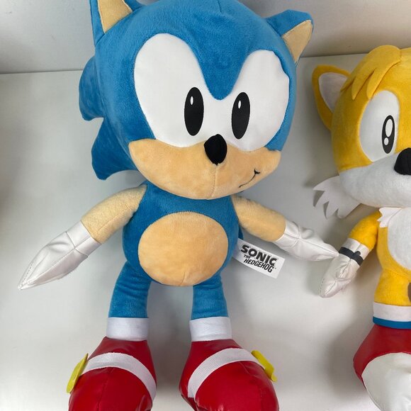 Sonic the Hedgehog SONIC 20" and TAILS  18"Jumbo Plush - Picture 4 of 11